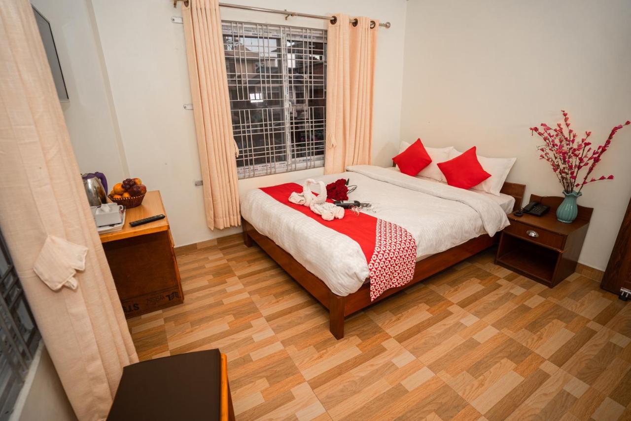 Hotel Dela Mount Pokhara Exterior photo